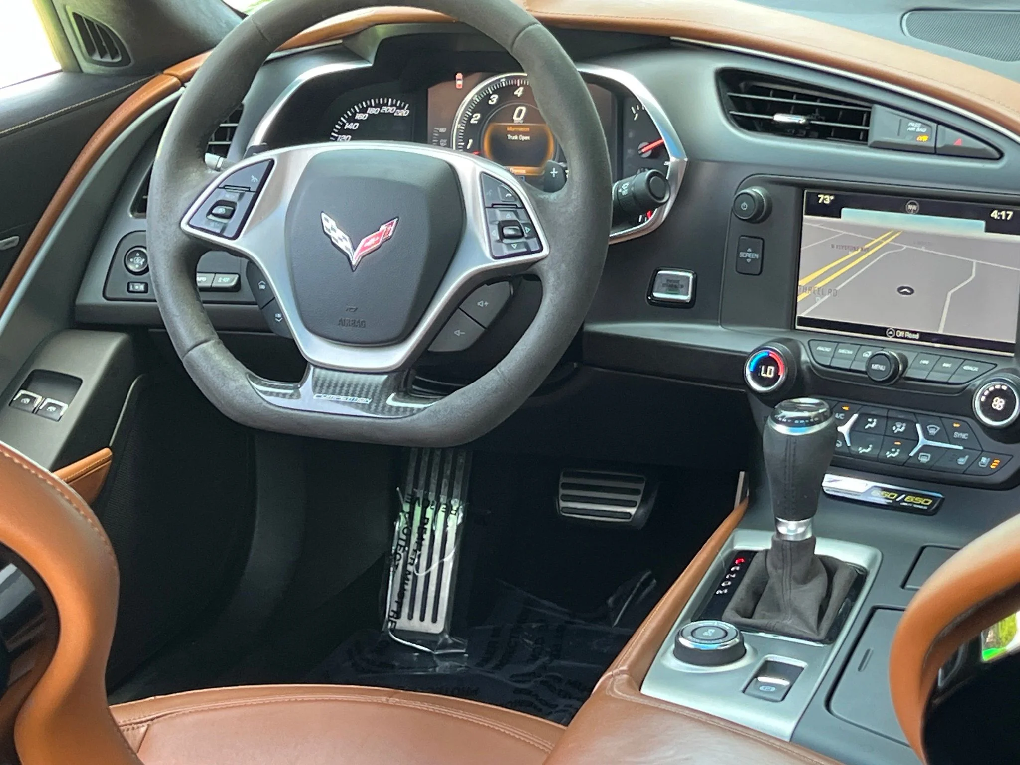 Used 2016 White Chevrolet Z06 image 19