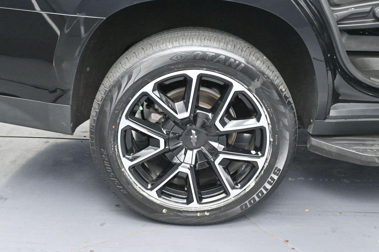 Used 2024 Black Chevrolet RST image 41