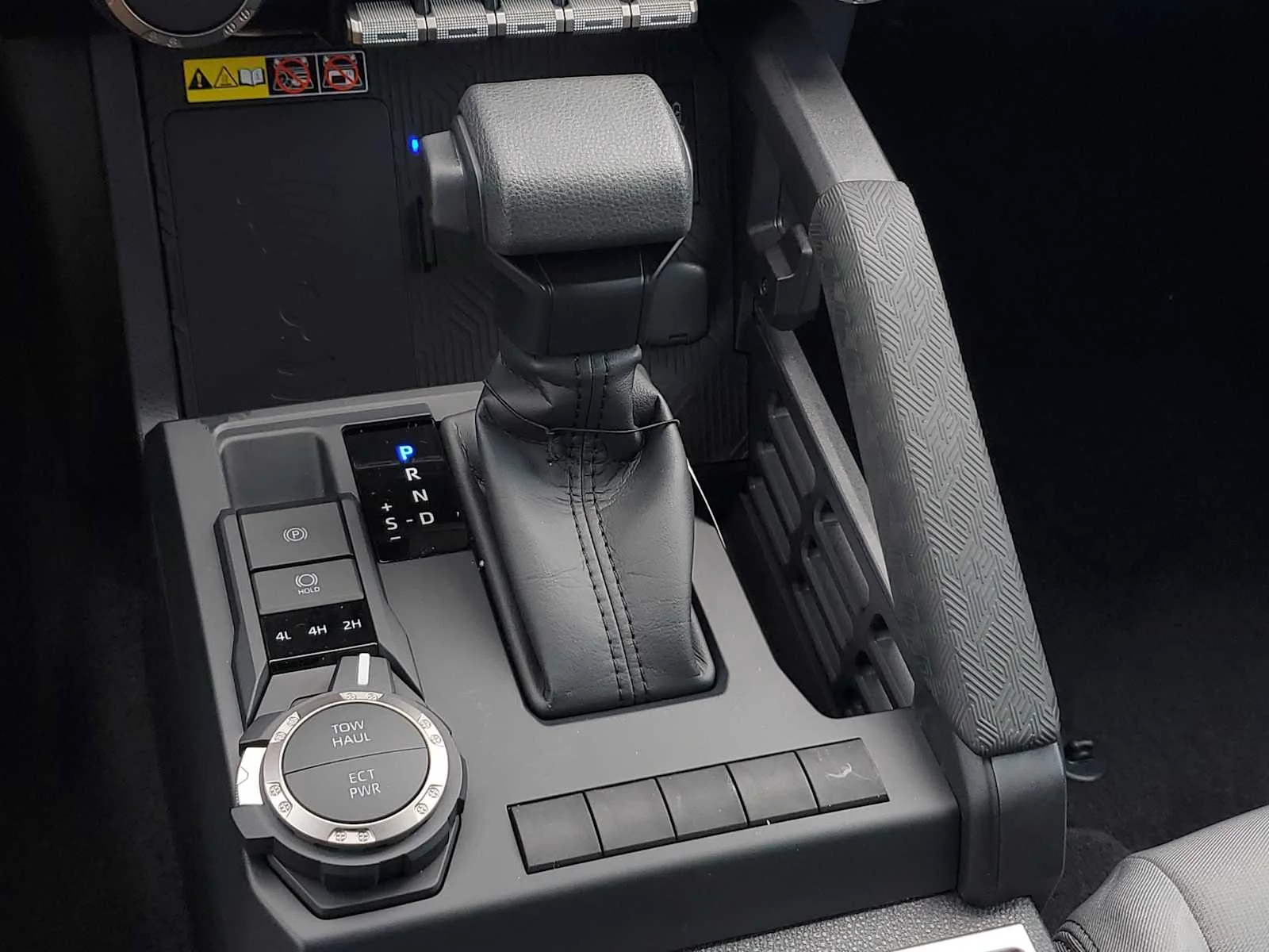 New 2026 Ice Cap Toyota SR5 image 29