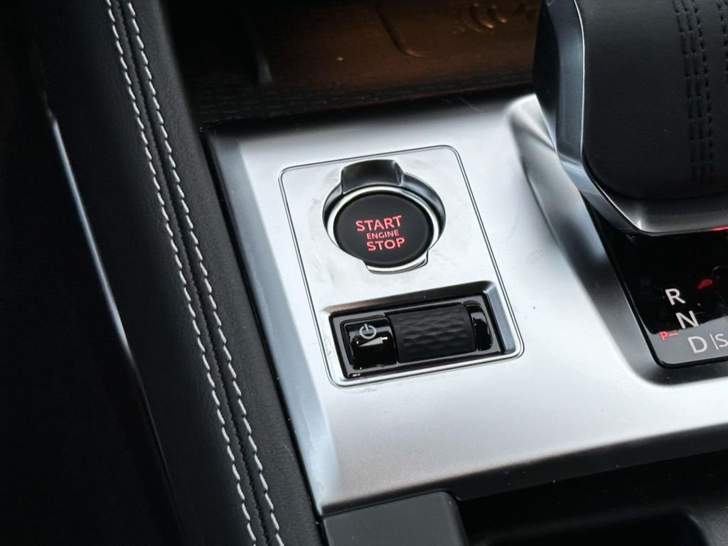 2026 Jaguar F-Pace R-Dynamic S - Photo 6