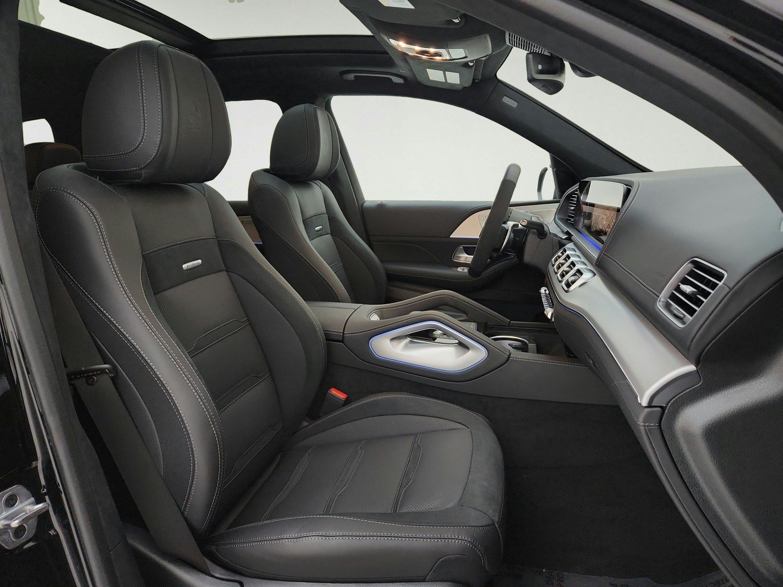 Certified Used 2025 Obsidian Black Metallic Mercedes-Benz AMG® GLS 63 image 21