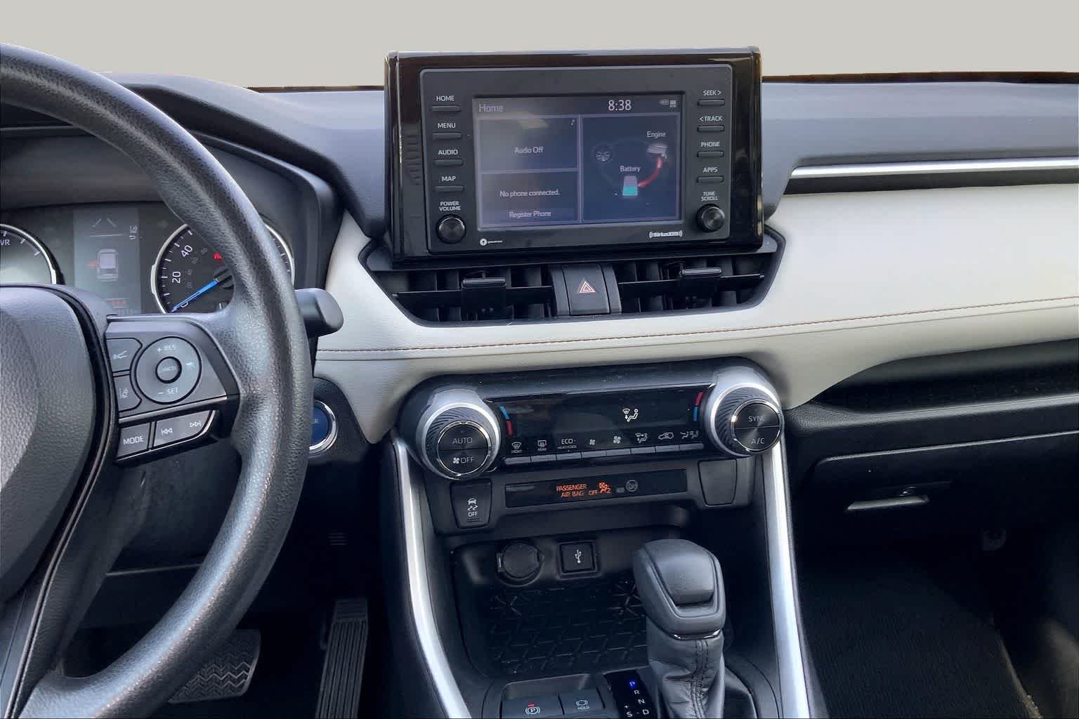 Used 2022 Silver Sky Metallic Toyota Hybrid XLE image 7