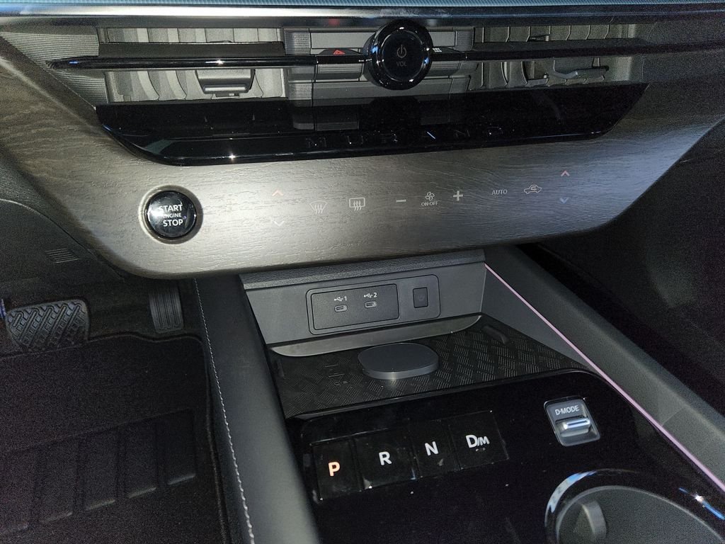 New 2026 Scarlet Ember Tintcoat Nissan Platinum AWD image 21
