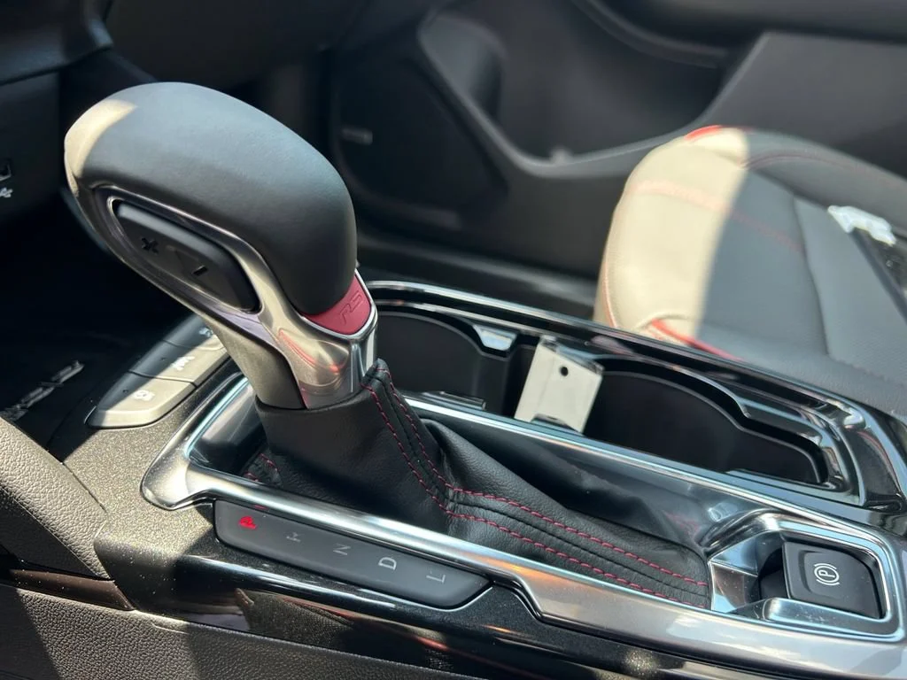 New 2026 Iridescent Pearl Tricoat Chevrolet RS image 32