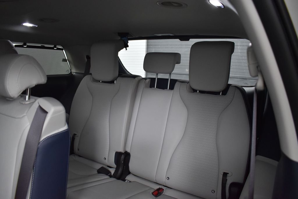 New 2026 Ivory Silver Kia SX Prestige image 21