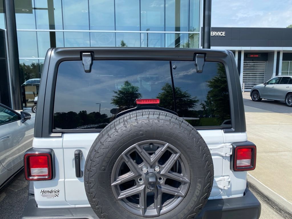 Used 2024 Bright White Clearcoat Jeep Sport S image 15