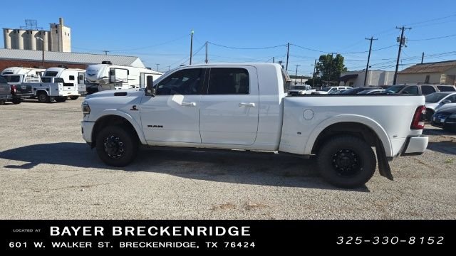 Used 2020 White Ram Laramie image 8