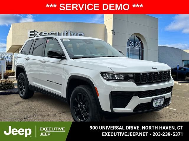 New 2026 Bright White Clear-Coat Exterior Paint Jeep Altitude image 1