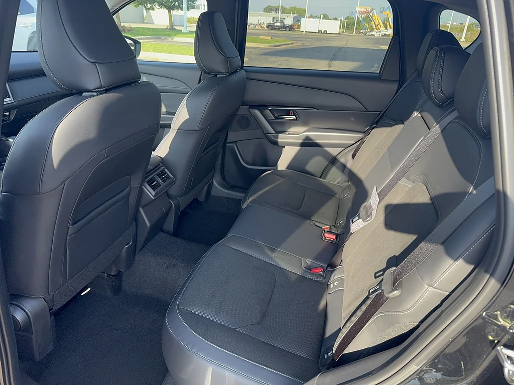New 2026 Jet Black Mica Mazda 2.5 S Select AWD image 10