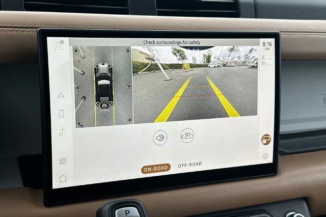 Used 2025 Black Land Rover S image 19