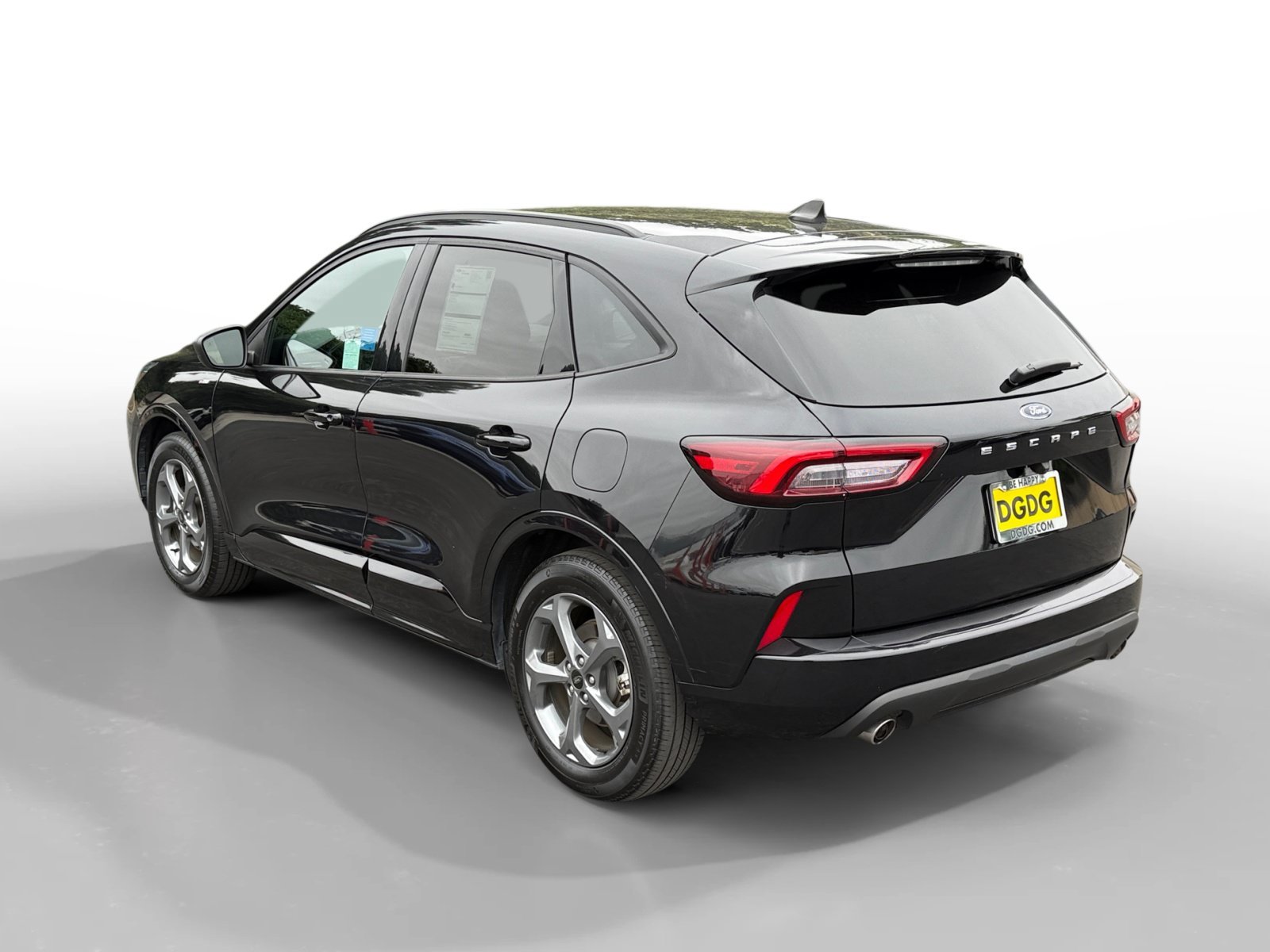 Used 2024 Black Metallic Ford ST-Line image 3