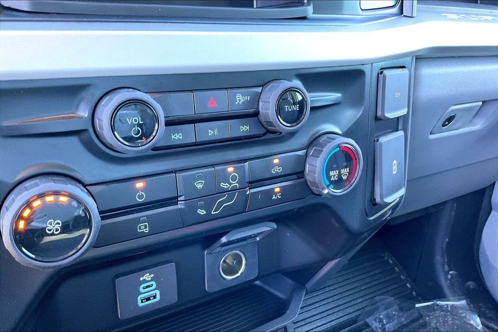 New 2026 Ford Super Duty F-250 XL 4D Crew Cab