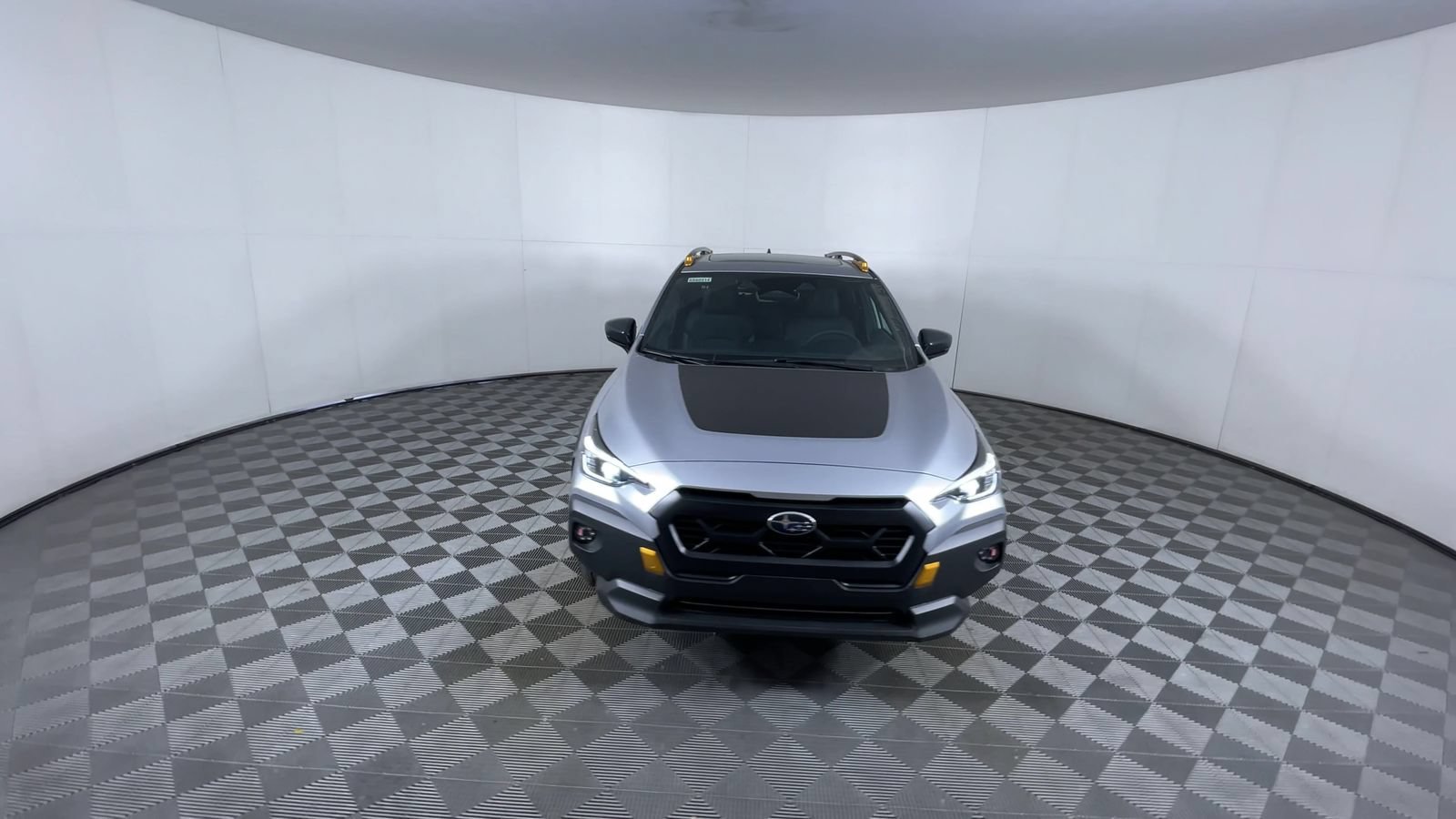 Used 2026 Ice Silver Metallic Subaru Wilderness image 3
