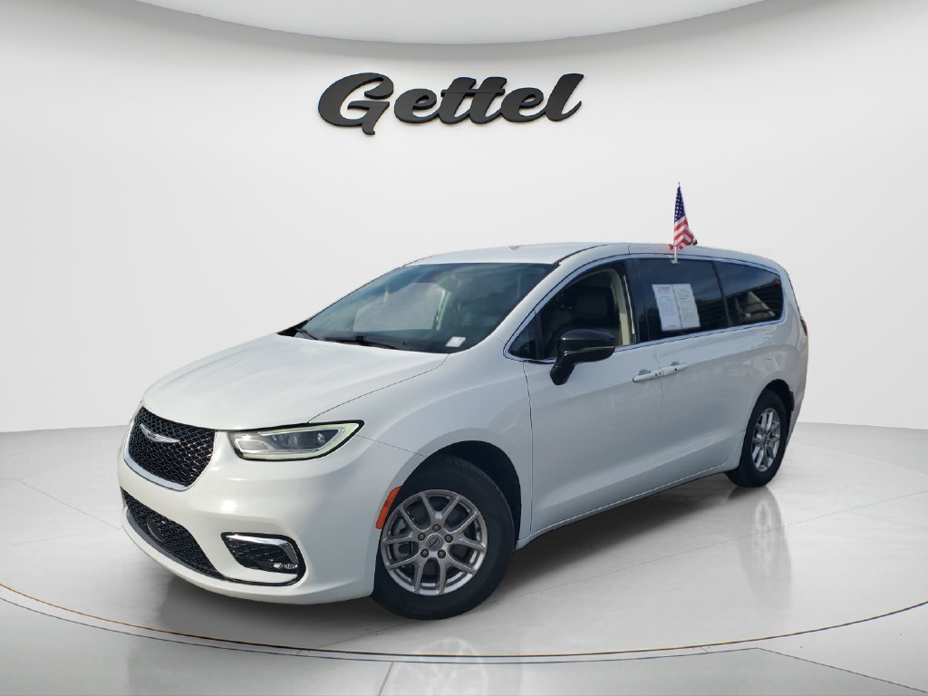 2024 Chrysler Pacifica