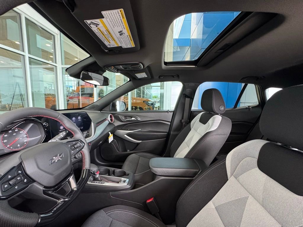 2026 Chevrolet Trax RS - Photo 18