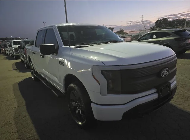 2024 Ford F-150 Lightning XLT