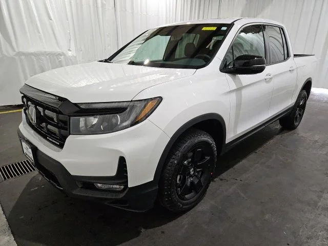 New 2026 Platinum White Pearl Honda Black Edition image 31