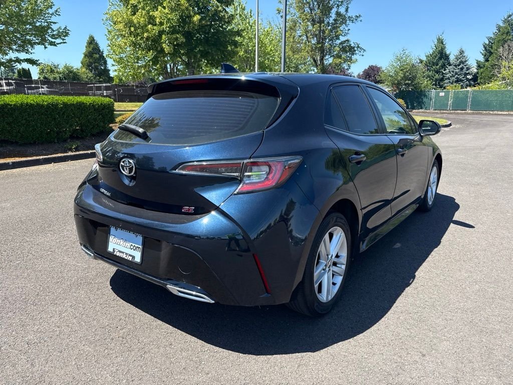 Used 2021 Galactic Aqua Mica Toyota SE image 6