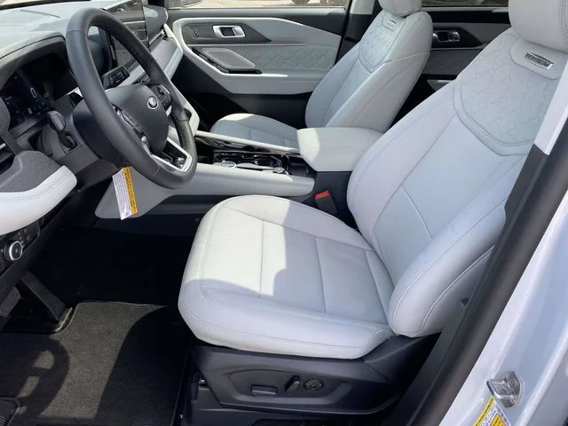 New 2026 Space White Metallic Ford Platinum™ image 13