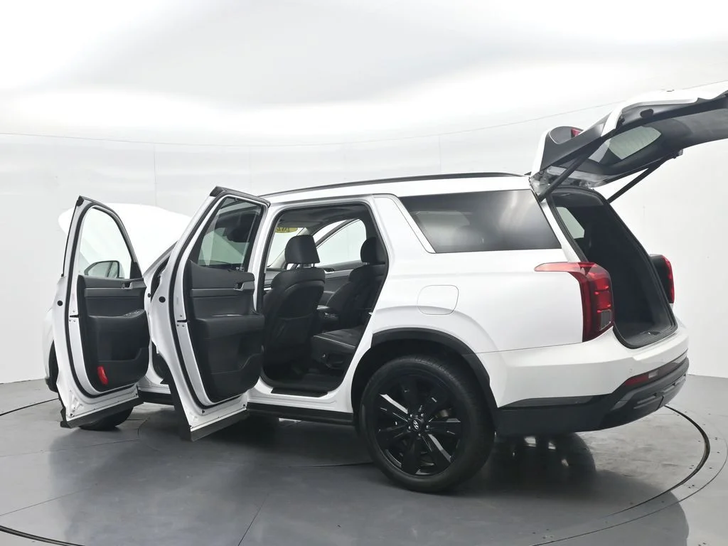 Certified Used 2024 Hyper White Hyundai XRT image 42