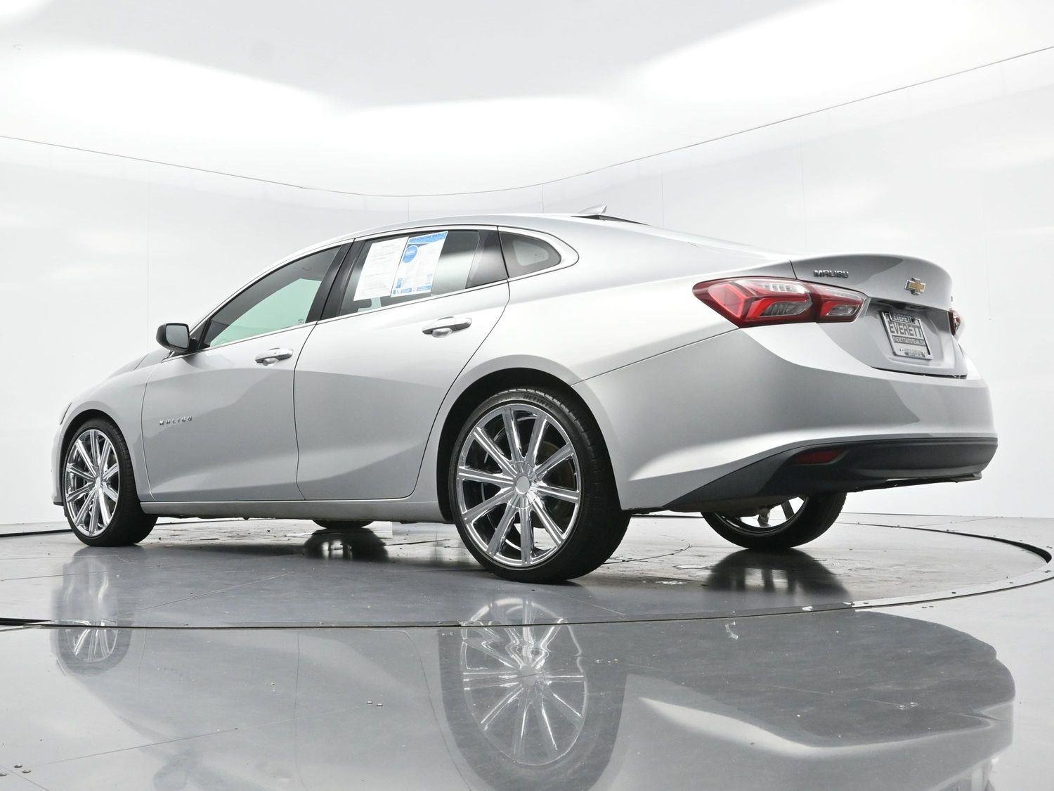 Used 2021 SILVER ICE METALLIC Chevrolet LT image 49