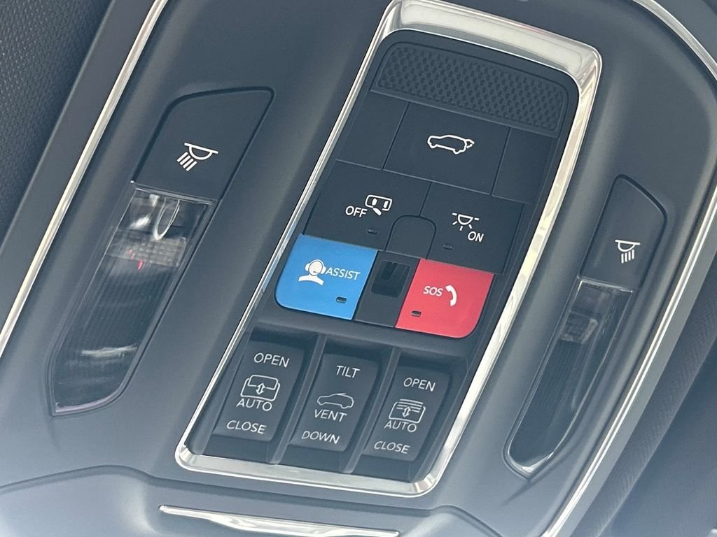 Used 2025 Gray Jeep Limited image 33