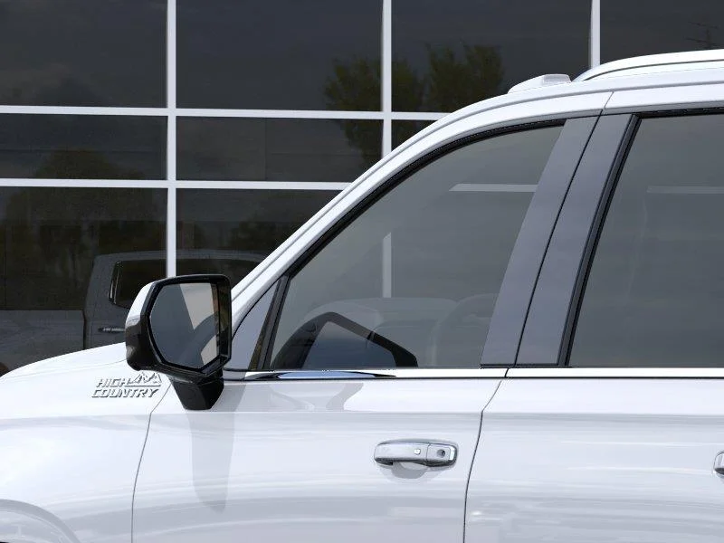 New 2026 Polar White Tricoat Chevrolet High Country image 12