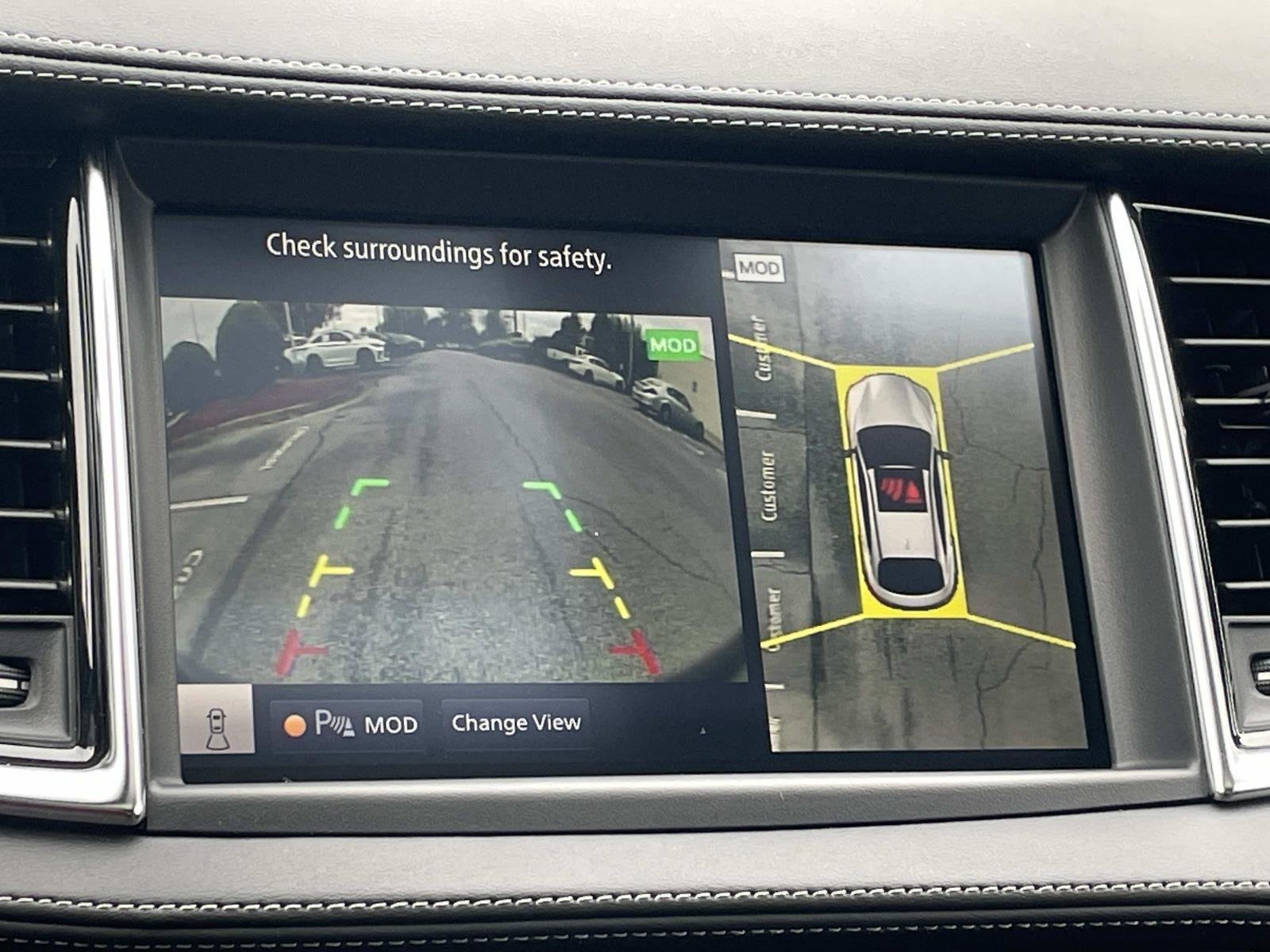 2025 INFINITI QX55 Essential - Photo 17