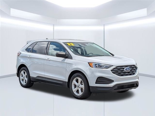 Used 2022 White Ford SE image 8