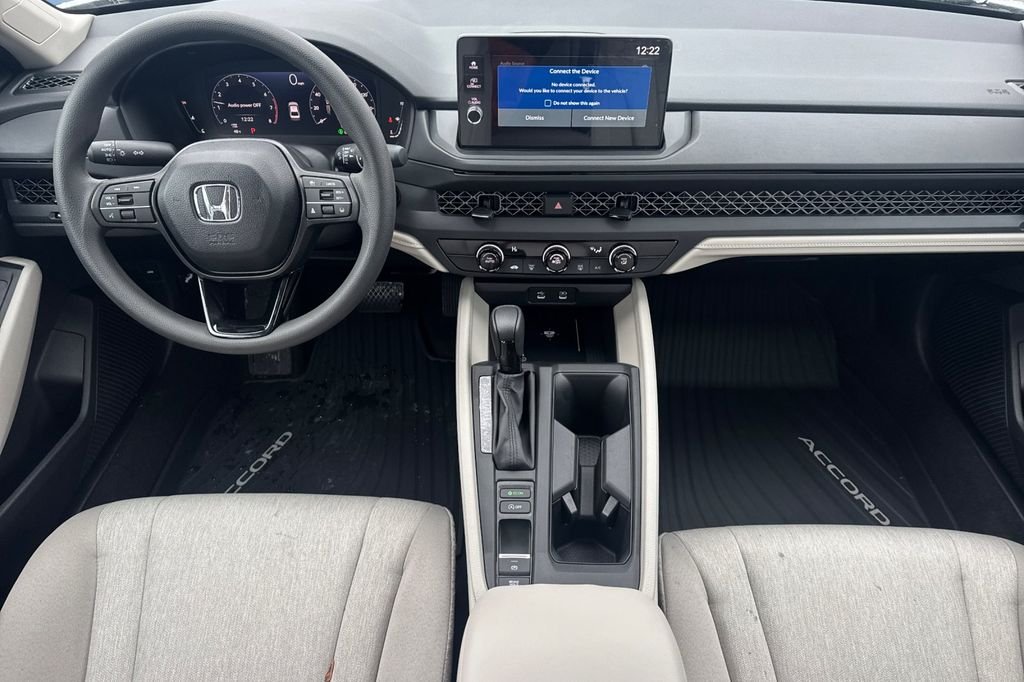 New 2026 Platinum White Pearl Honda LX image 13