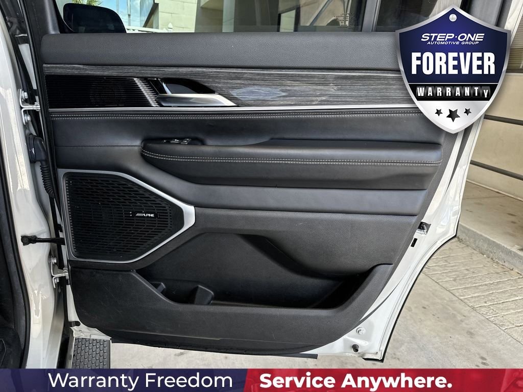 Used 2022 White Jeep Series II image 36