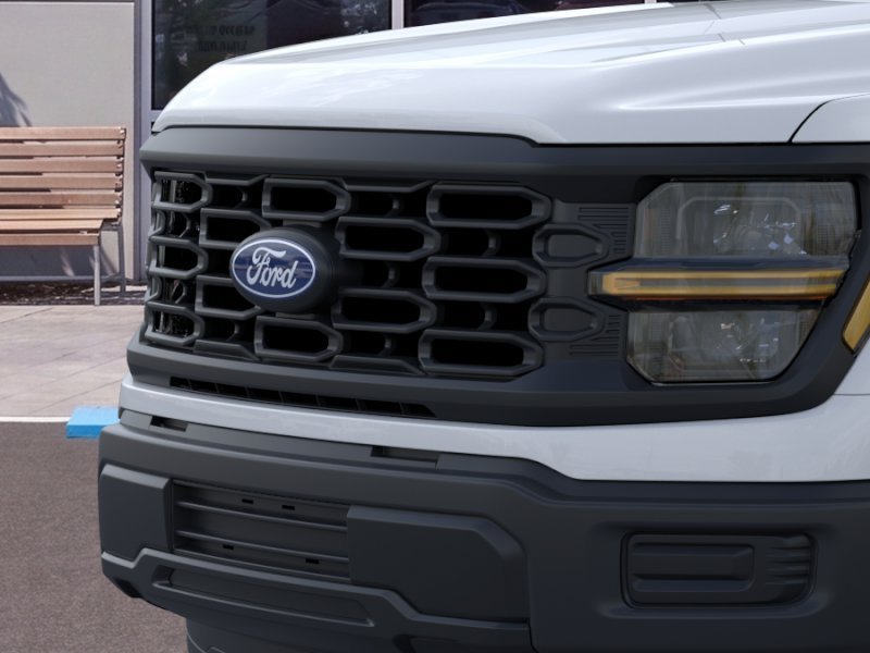 New 2026 Oxford White Ford XL image 17