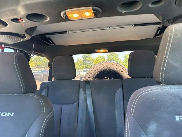Used 2014 Silver Jeep Unlimited Rubicon image 8