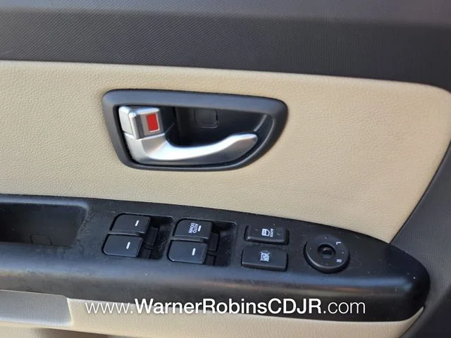 Used 2012 Silver Kia Exclaim image 36