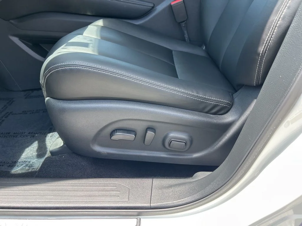 Certified Used 2024 White Nissan SV image 18