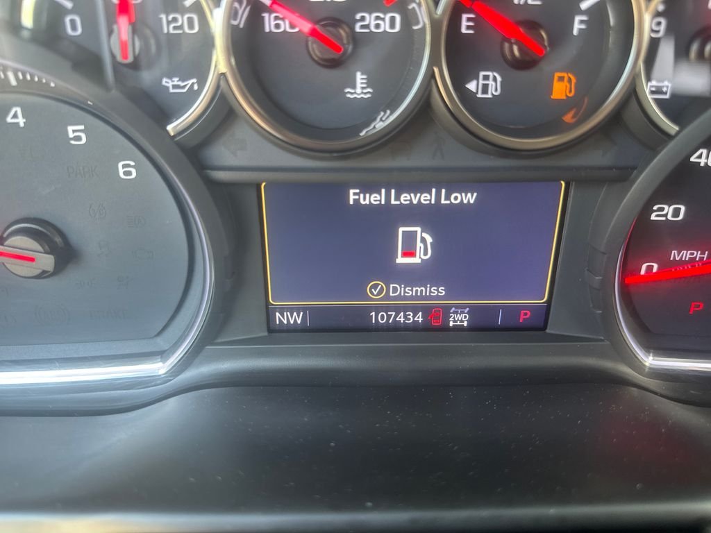 Used 2020 White Chevrolet LT image 9