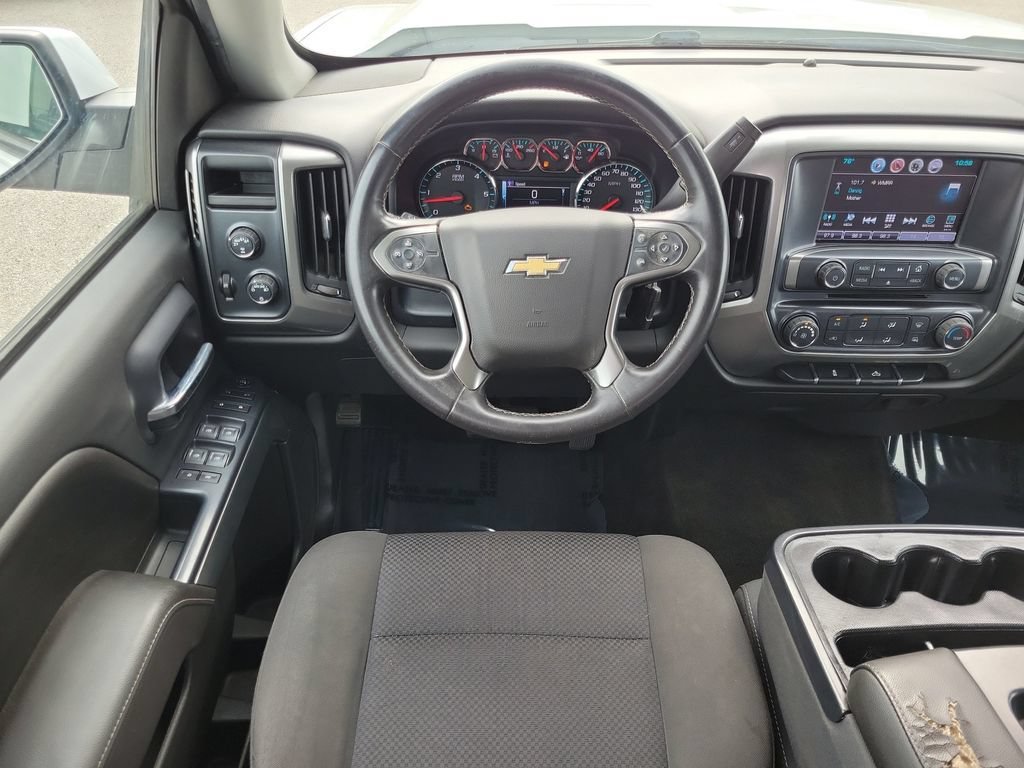 Used 2017 SUMMIT WHITE Chevrolet LT image 13