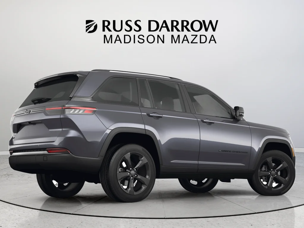 Used 2022 Gray Jeep Limited image 9
