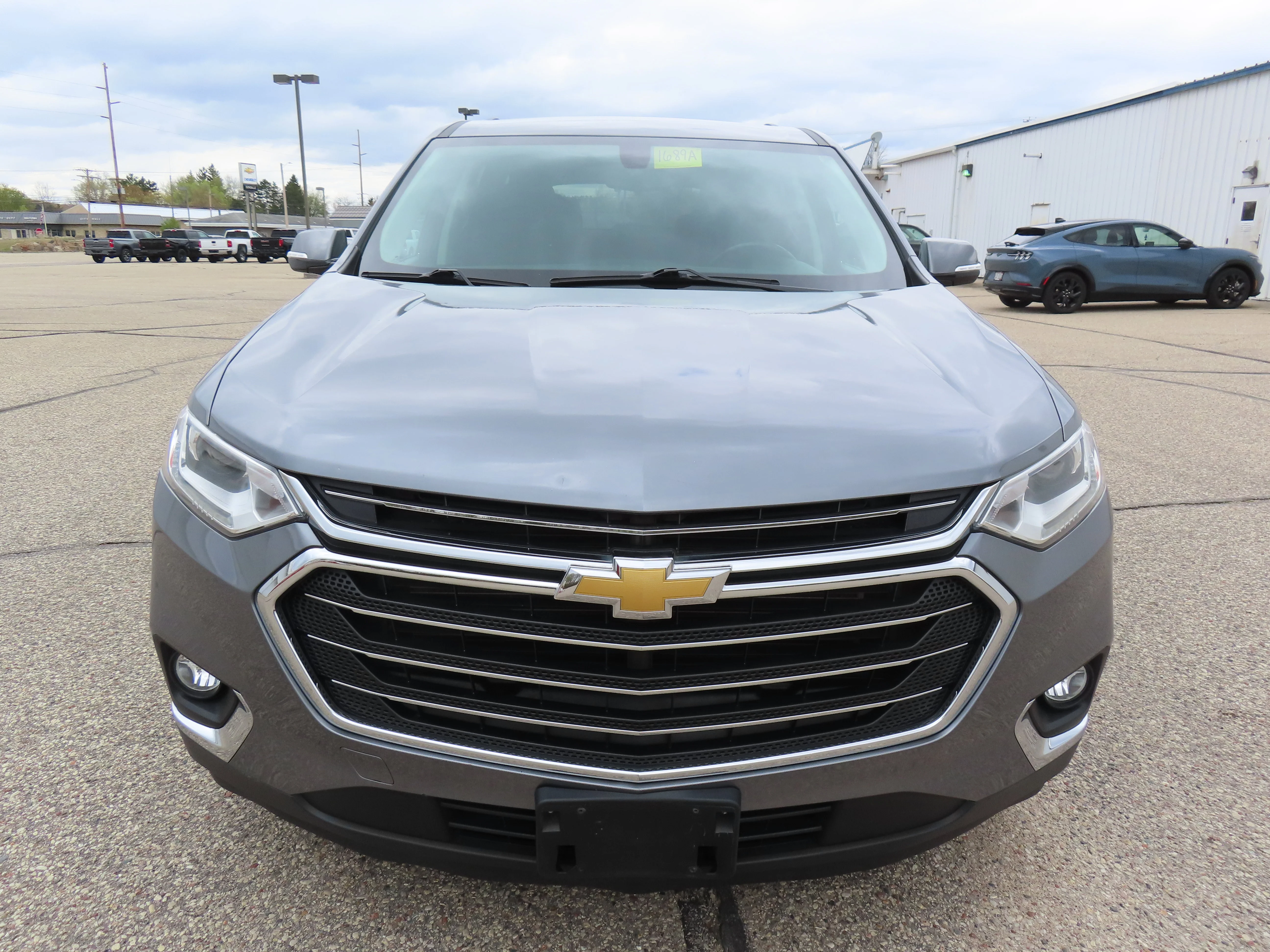 Used 2018 Chevrolet Traverse 1LT with VIN 1GNEVGKW6JJ282780 for sale in Wautoma, WI