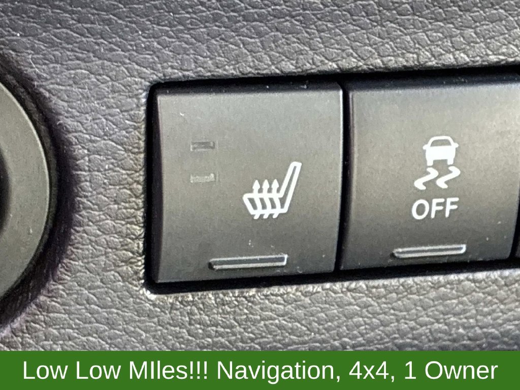 Used 2015 Black Jeep Sahara image 30