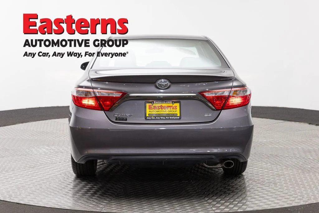 Used 2016 Gray Toyota SE image 6