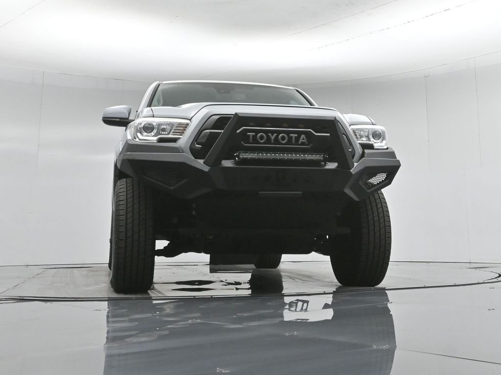 Used 2019 Gray Toyota SR5 image 48