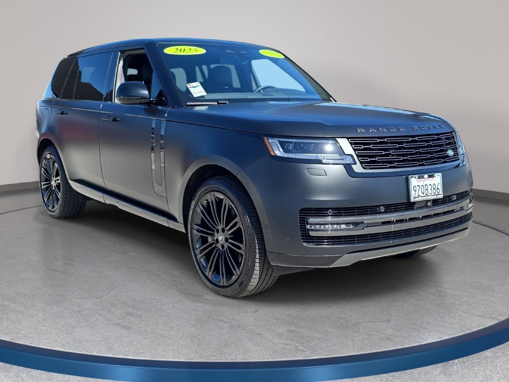 Certified Used 2025 Black Land Rover SE image 3