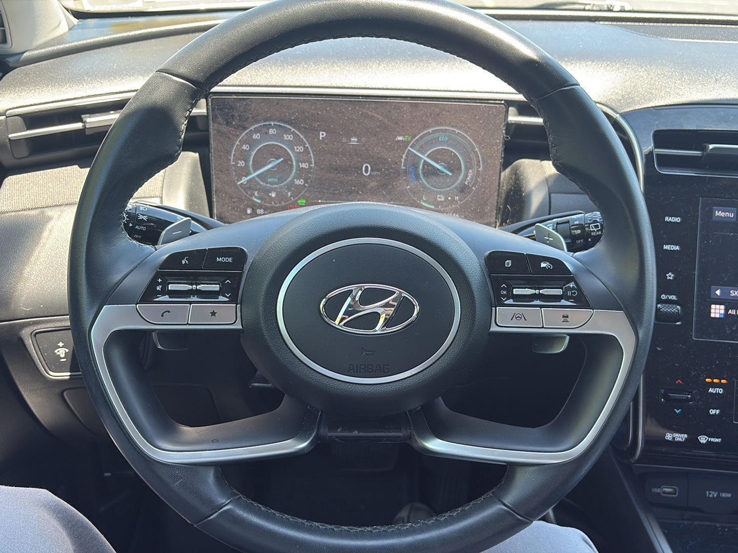 Used 2022 Quartz White Hyundai SEL Convenience image 16