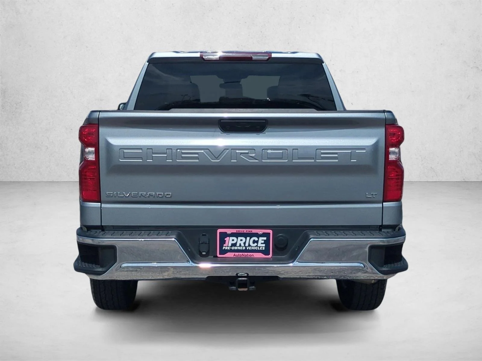 Used 2025 Sterling Gray Metallic Chevrolet LT image 7