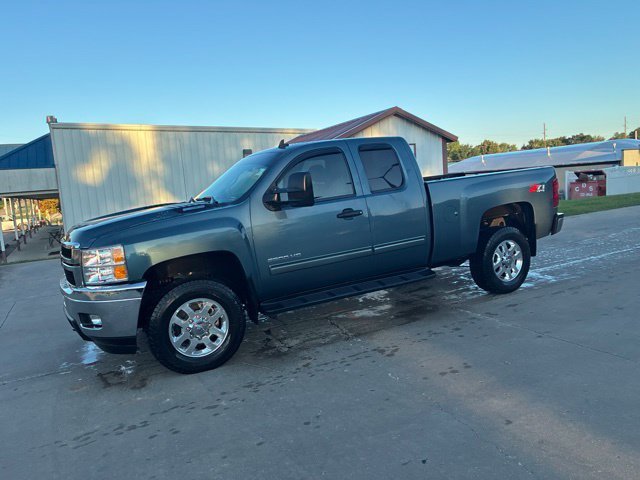 Used 2011 Chevrolet Silverado 2500HD 1LT with VIN 1GC2KXE85BZ221392 for sale in Kansas City