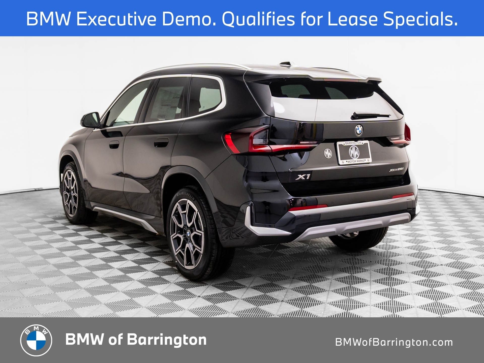 New 2026 Jet Black BMW xDrive28i image 3