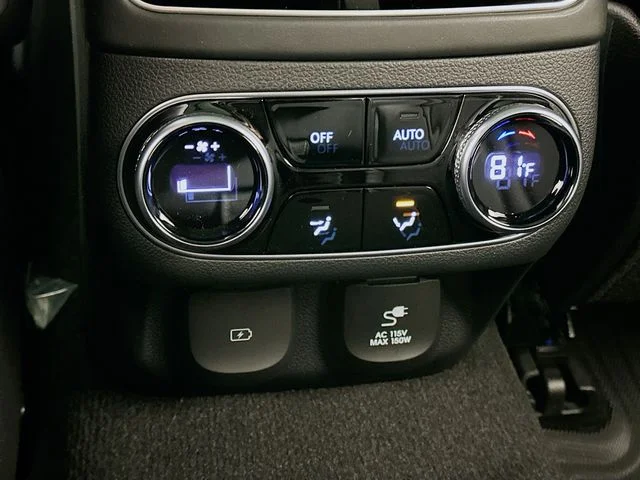 New 2025 Black Genesis 2.5T image 13
