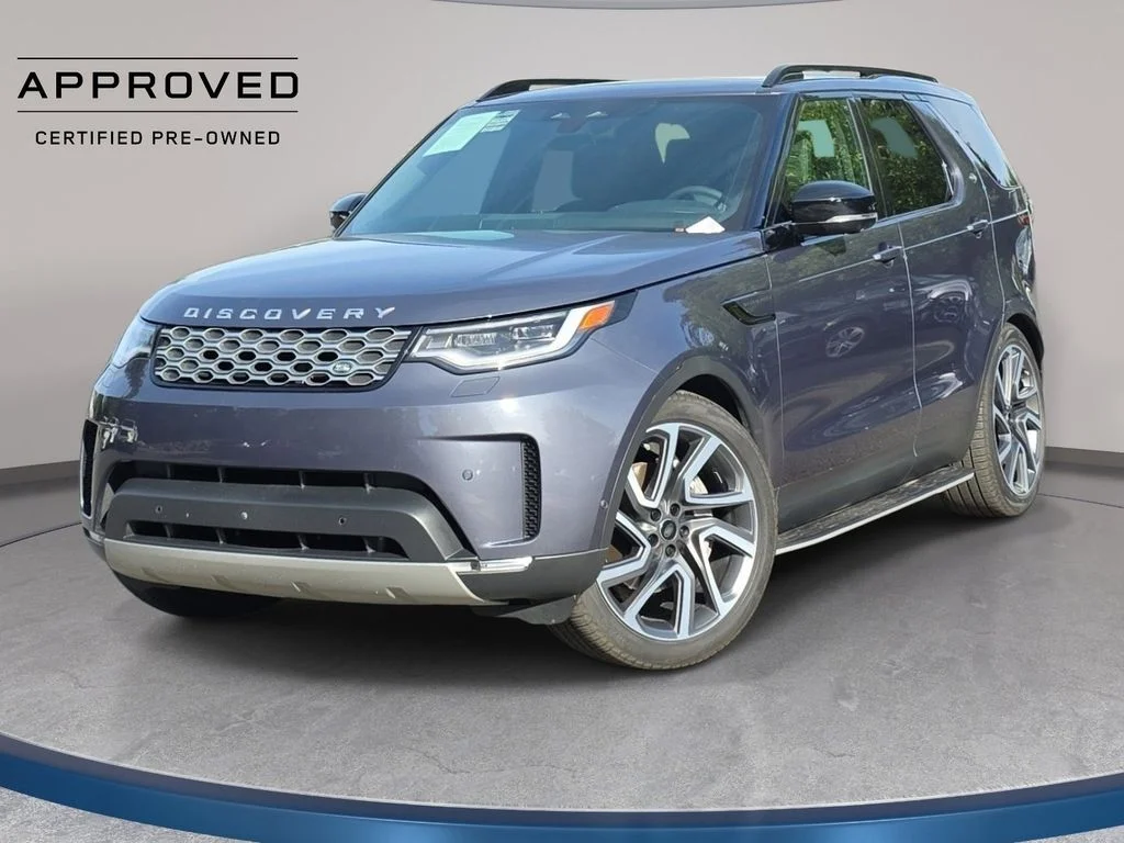 2025 Land Rover Discovery P300 S's photo