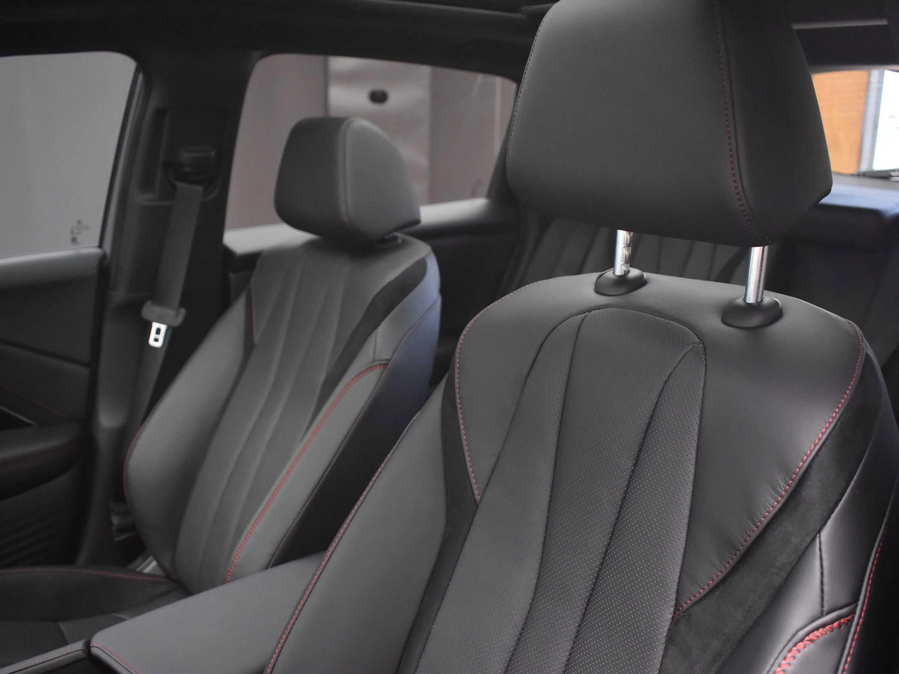 New 2025 Urban Gray Pearl Acura w/A-Spec Advance Package image 18